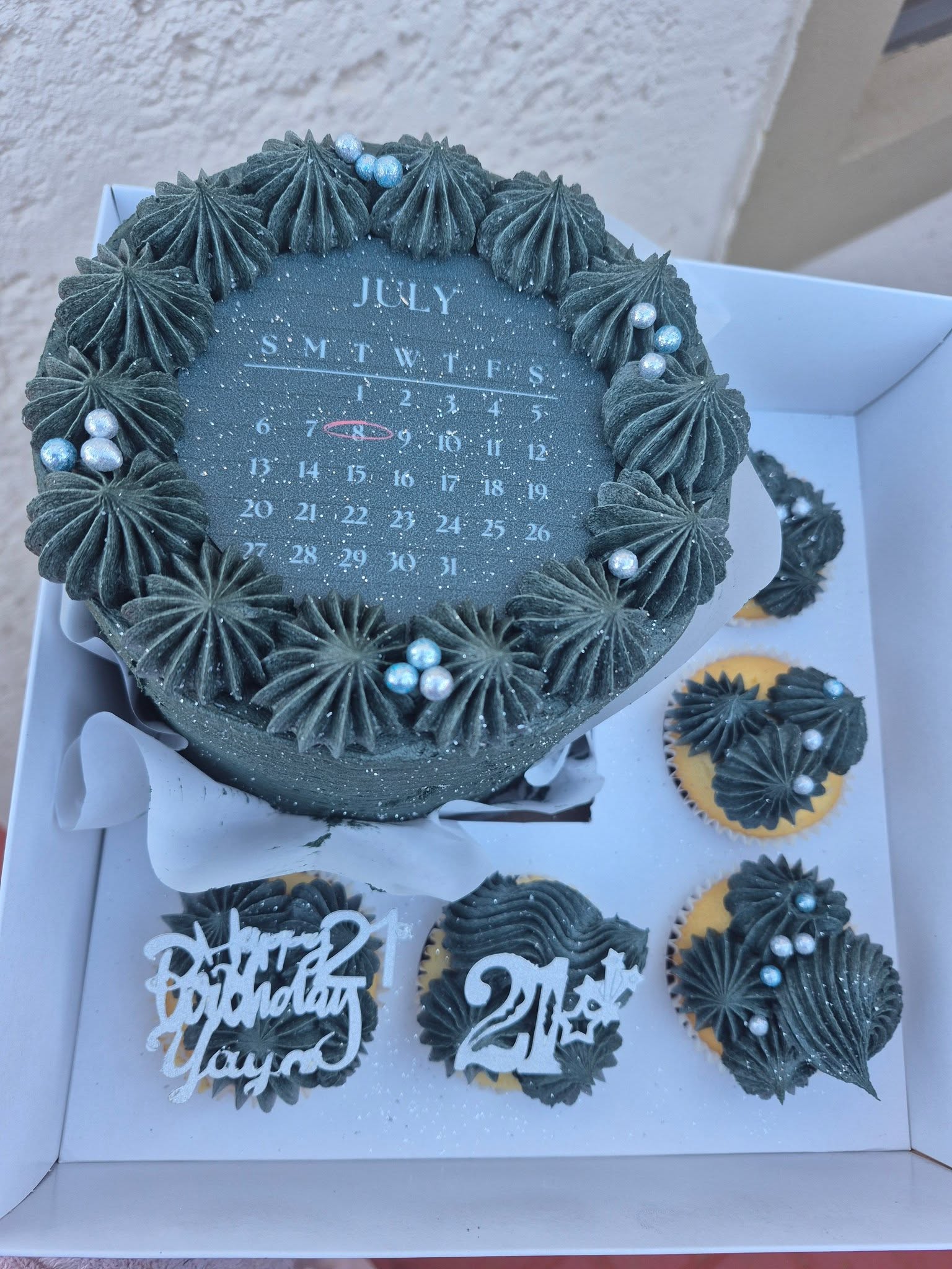 July Calendar 21st Cake by Rosy's Cakes and Events