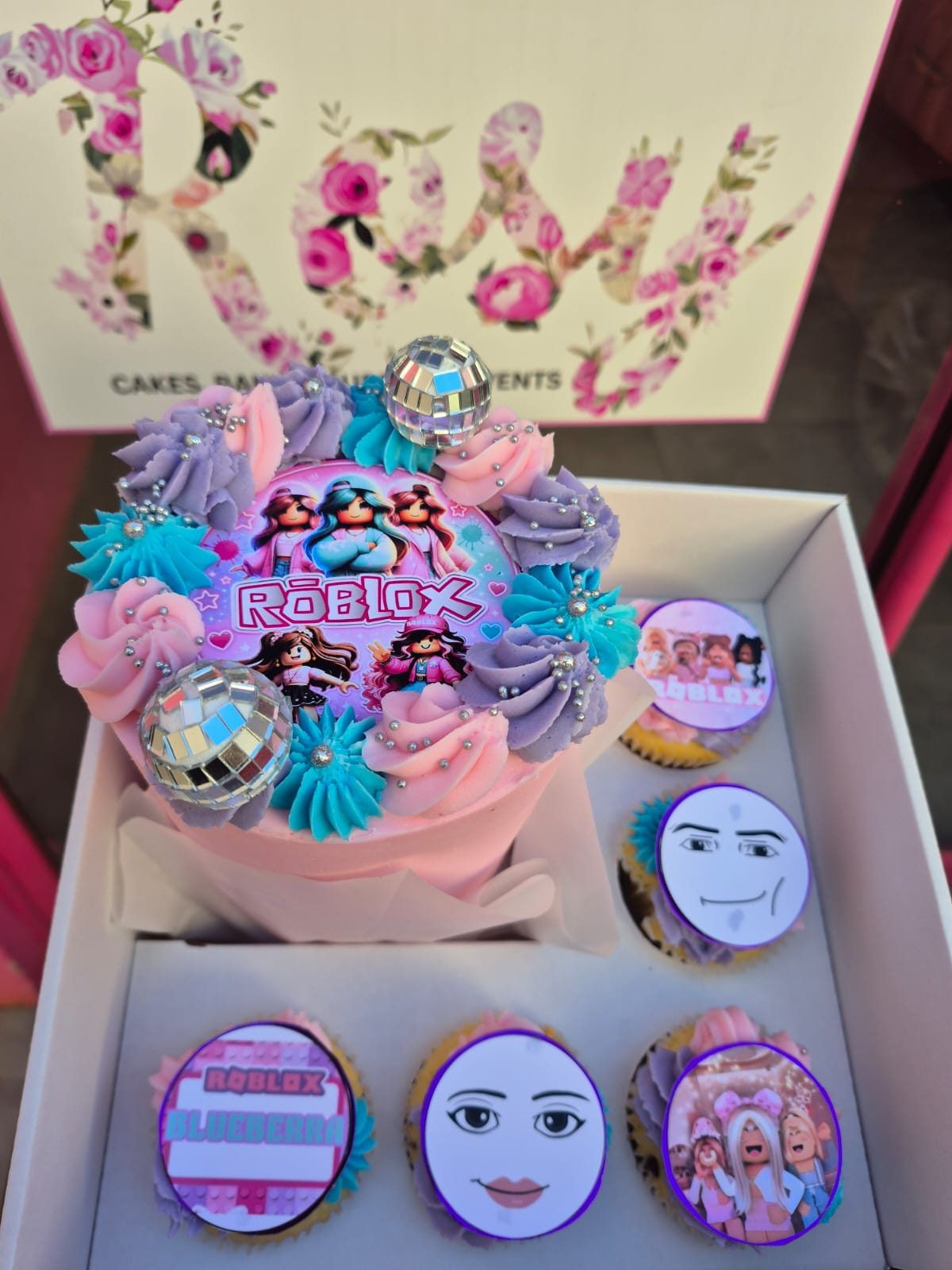 Roblox Box Cake by Rosy's Cakes and Events