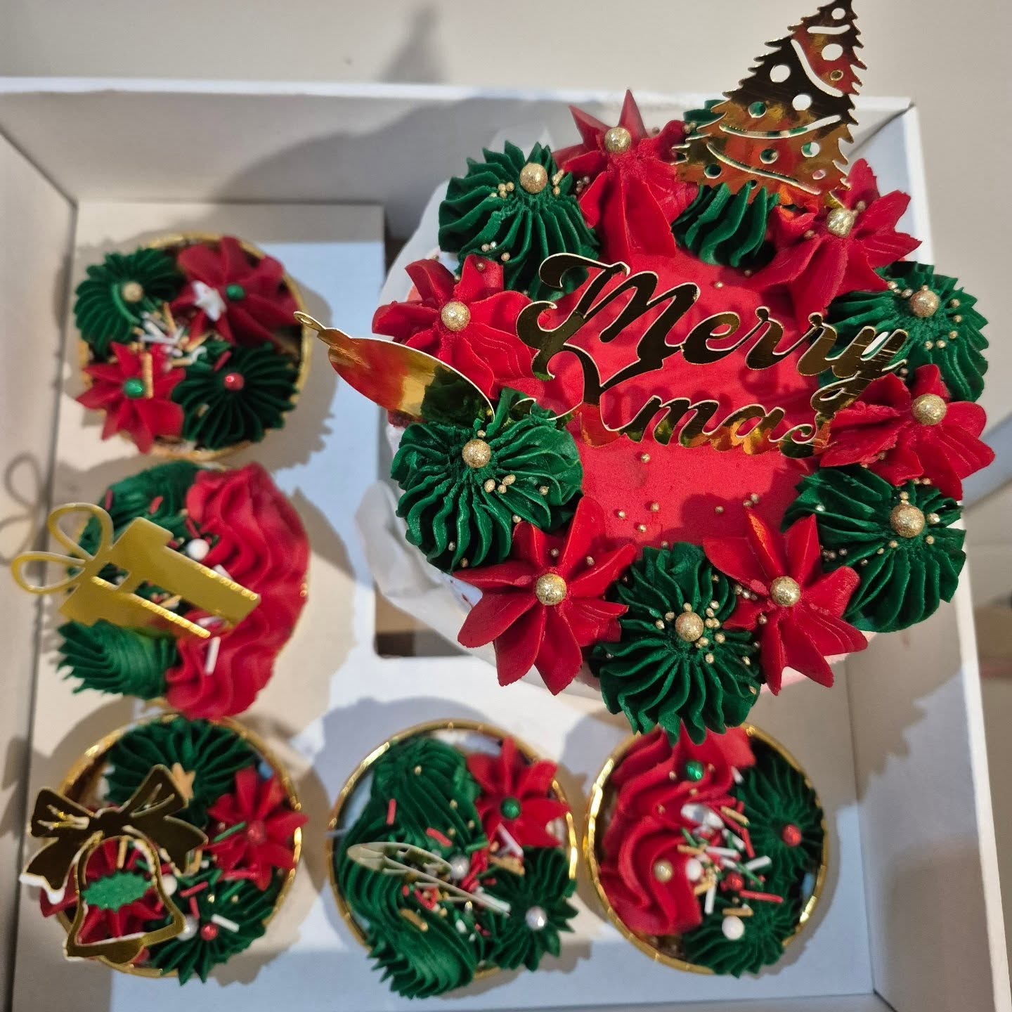 Christmas Poinsettia Cake by Rosy's Cakes and Events